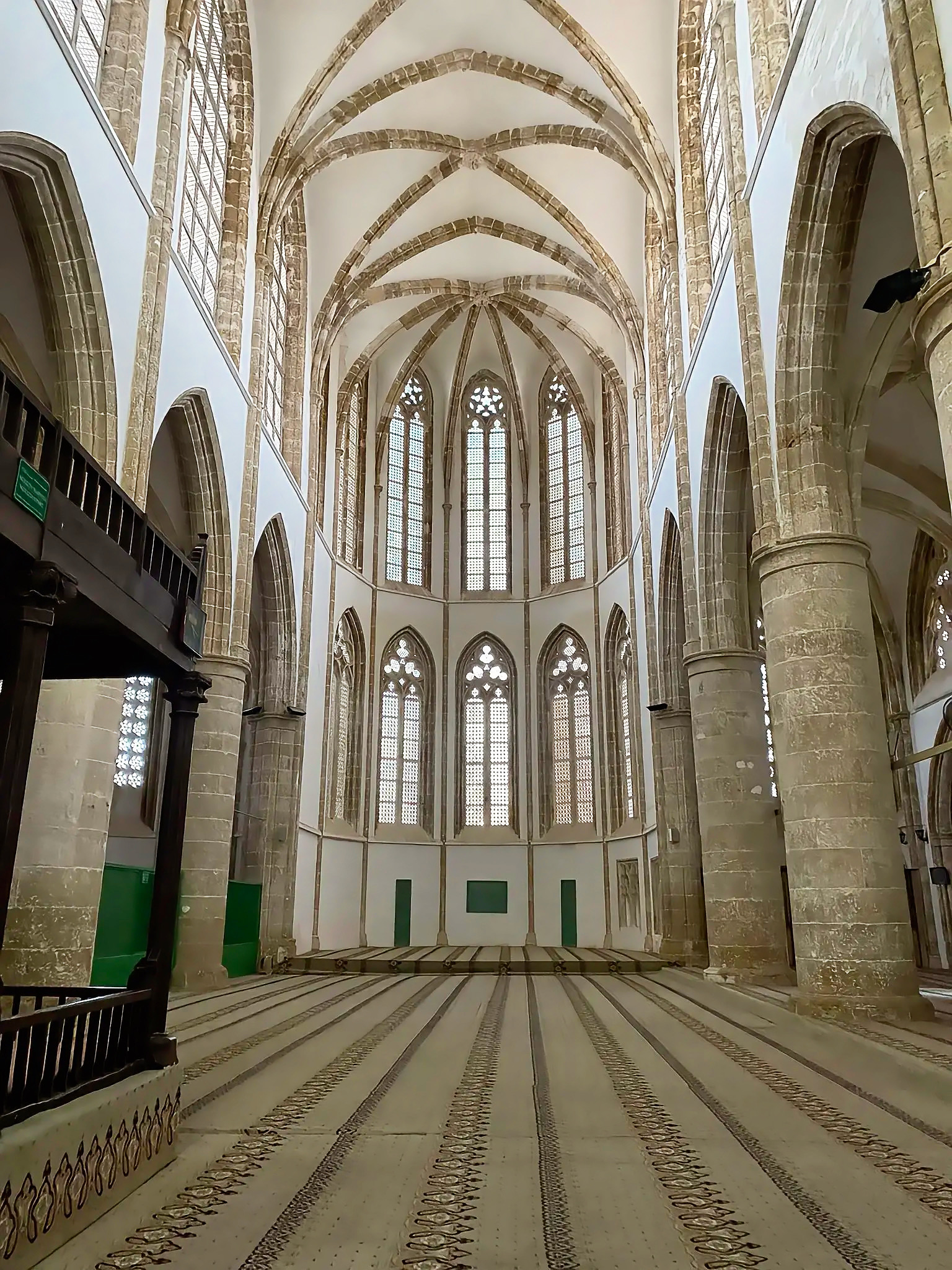 1. Lala Mustafa Paşa Camii 2